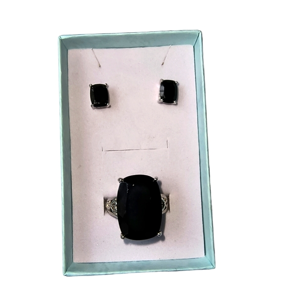 Jewelry - Vintage Onyx & Sterling Silver Jewelry Set